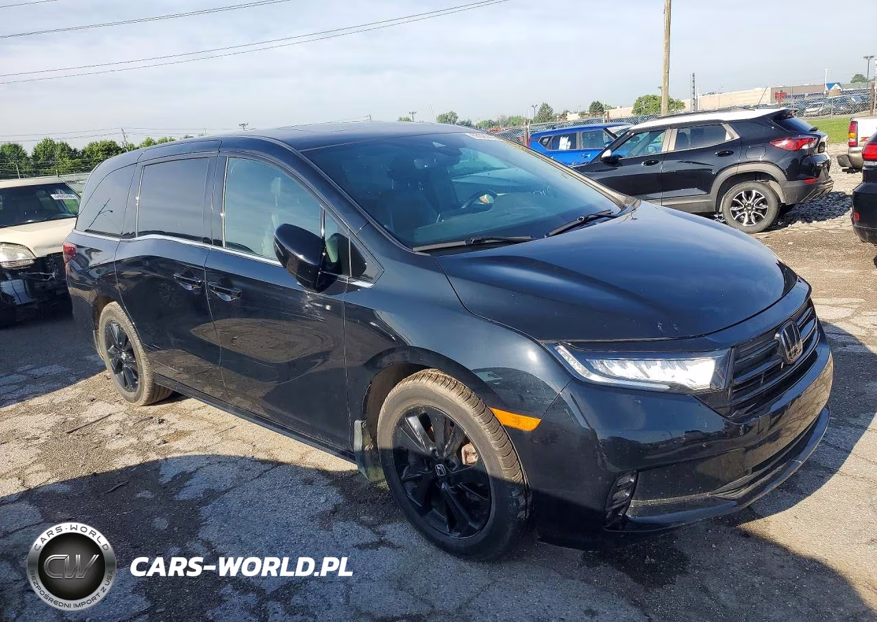 2023 Honda Odyssey Sport-L VIN:5FNRL6H71PB027786 - 4