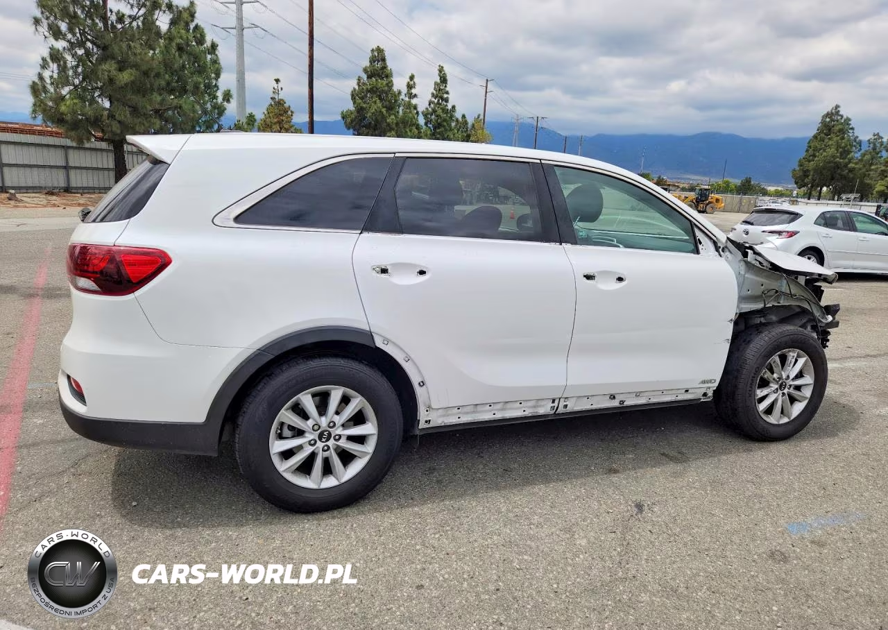 2020 Kia Sorento Lx VIN:5XYPGDA35LG638740 - 3