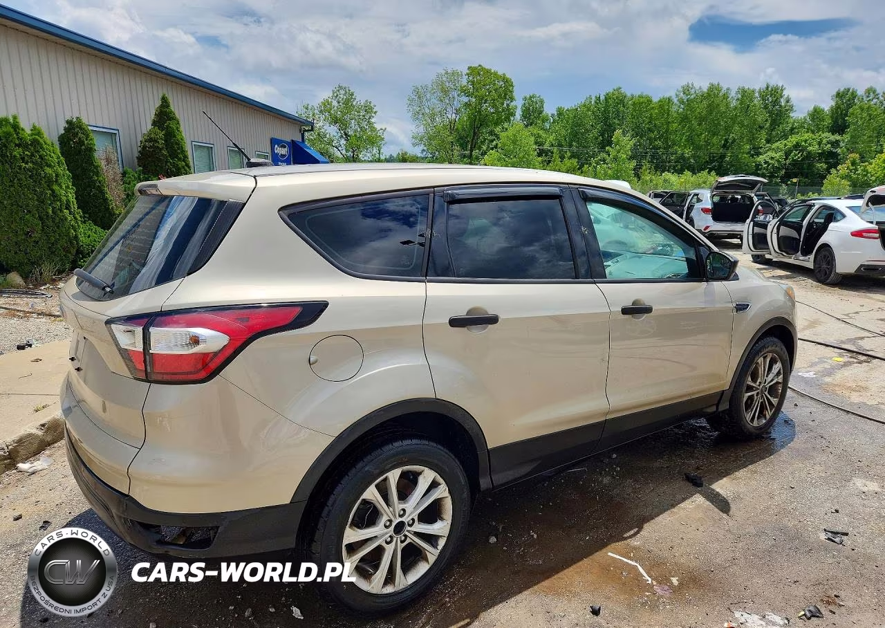 2017 Ford Escape S VIN:1FMCU0F78HUC62919 - 3