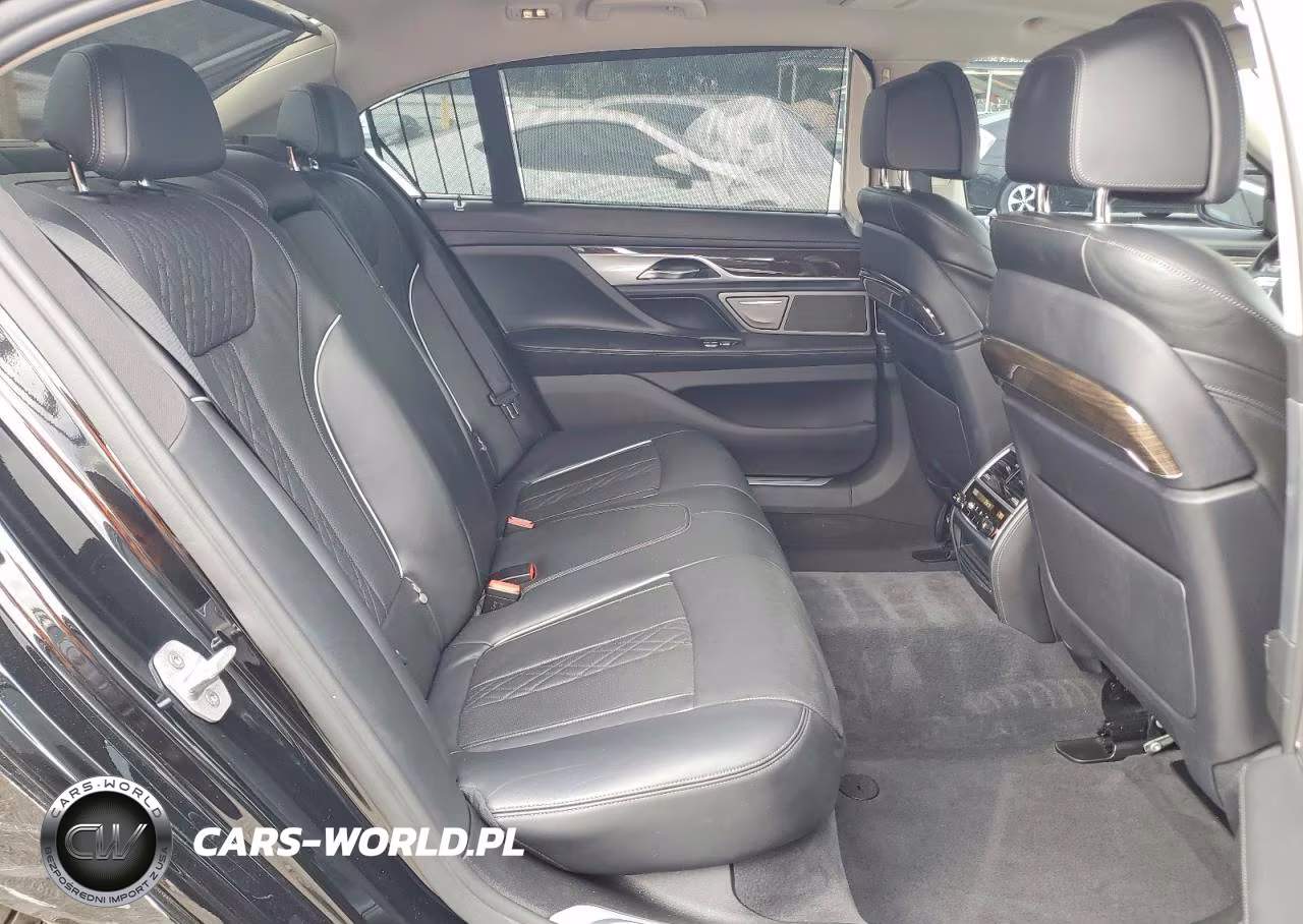 2016 BMW 740 I VIN:WBA7E2C52GG738741 - 10