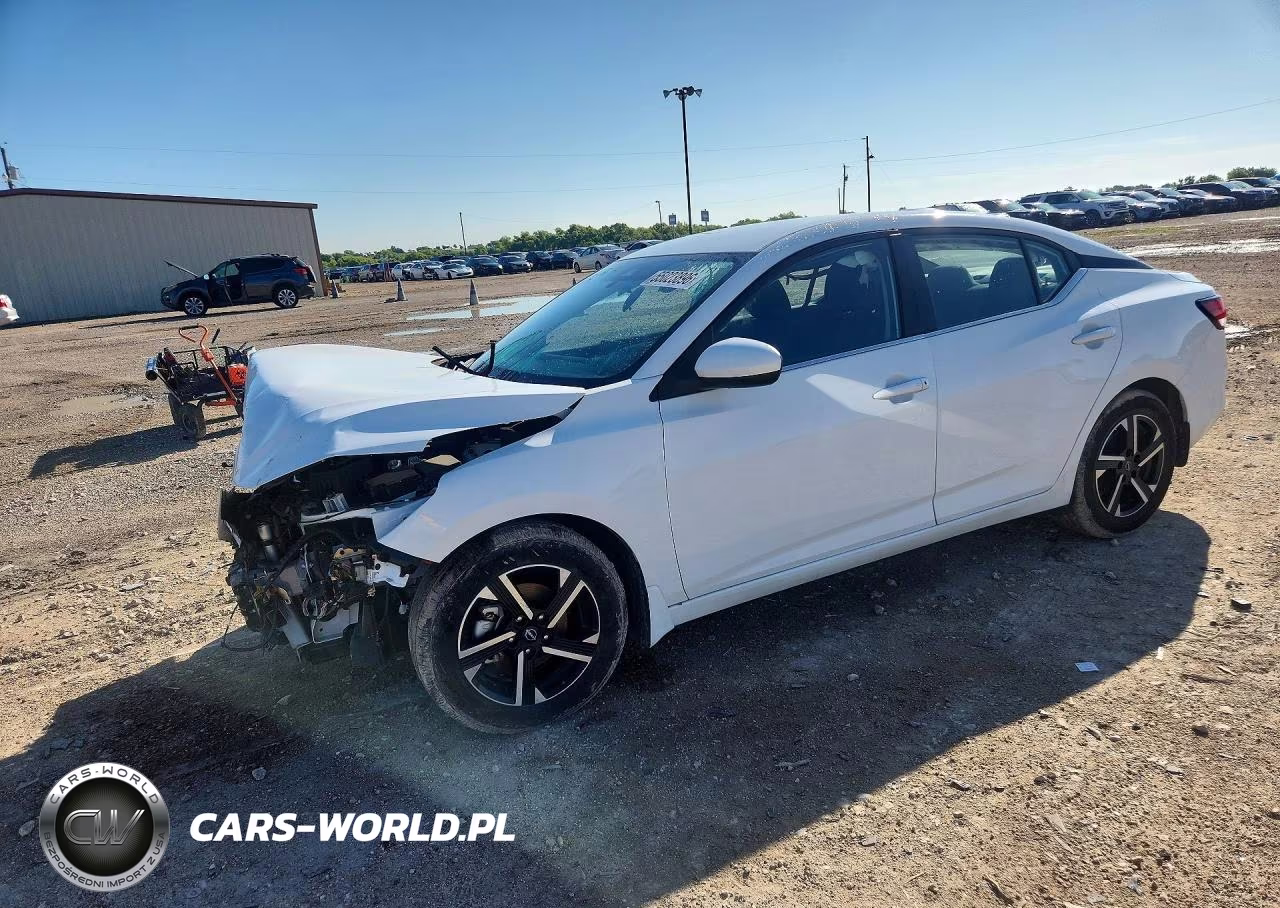2025 NISSAN SENTRA SV – zdjęcie 1 z 13