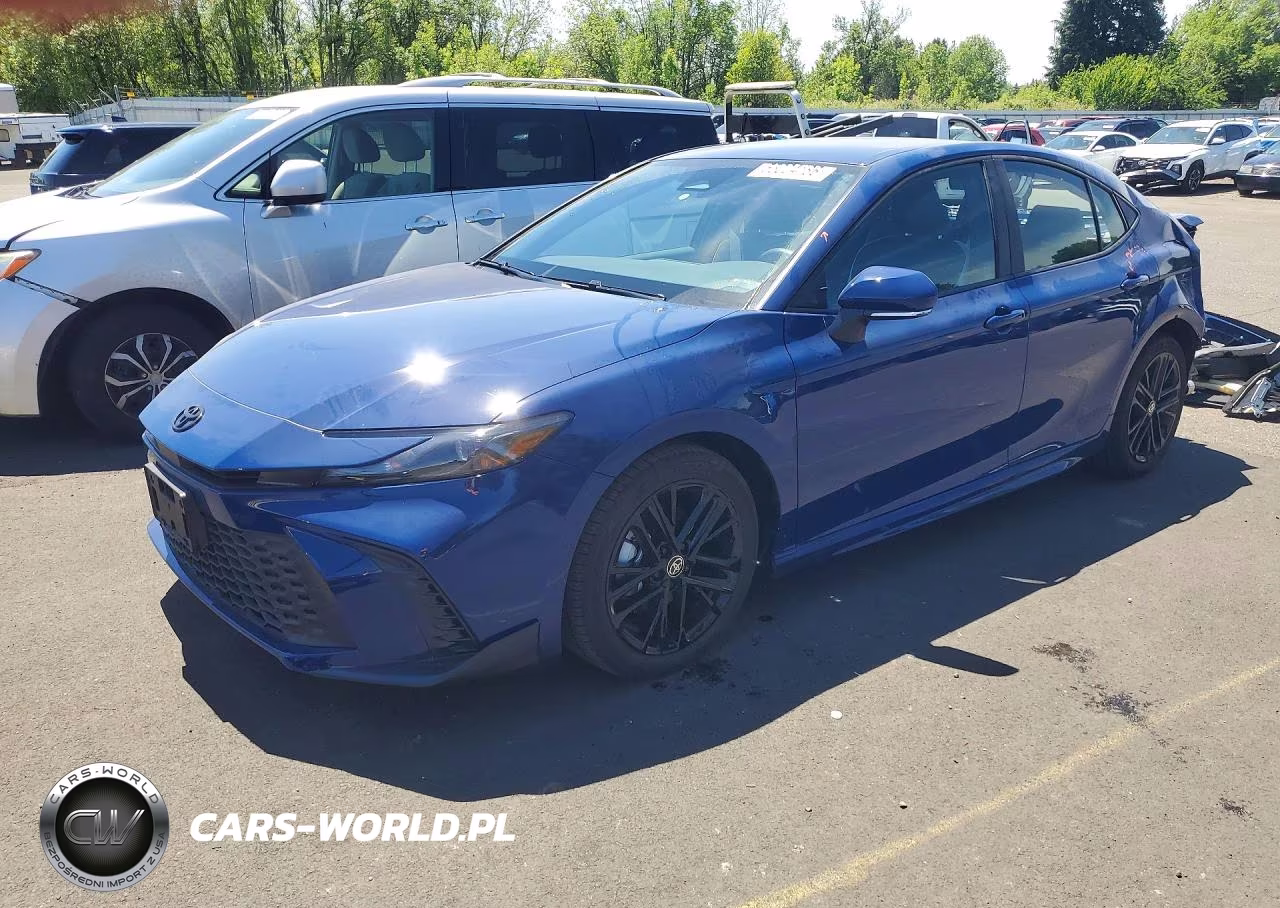 2025 Toyota Camry Se – zdjęcie 1 z 12