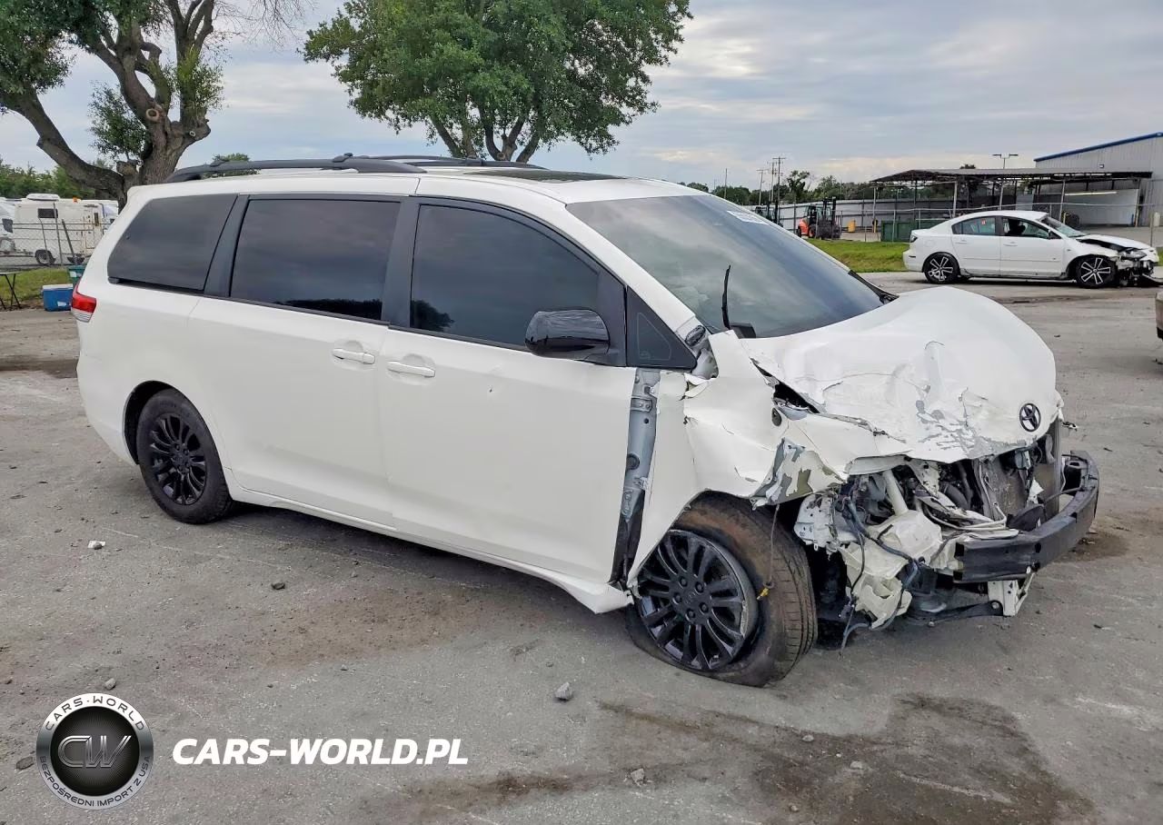 2014 Toyota Sienna Xle 8-Passenger VIN:5TDYK3DCXES438287 - 4