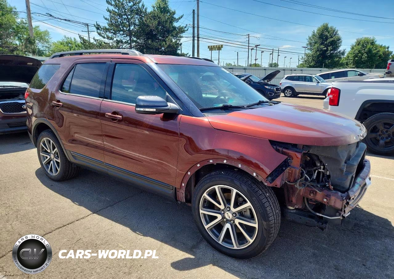 2015 Ford Explorer Xlt VIN:1FM5K8D87FGC64682 - 4