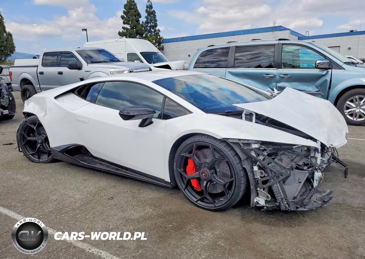2018 Lamborghini Huracan Performante VIN:ZHWUD4ZF4JLA08259 - 4