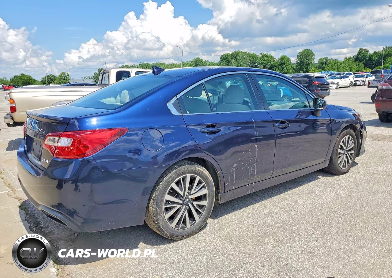 2018 Subaru Legacy 2.5I Premium VIN:4S3BNAD61J3013726 - 3