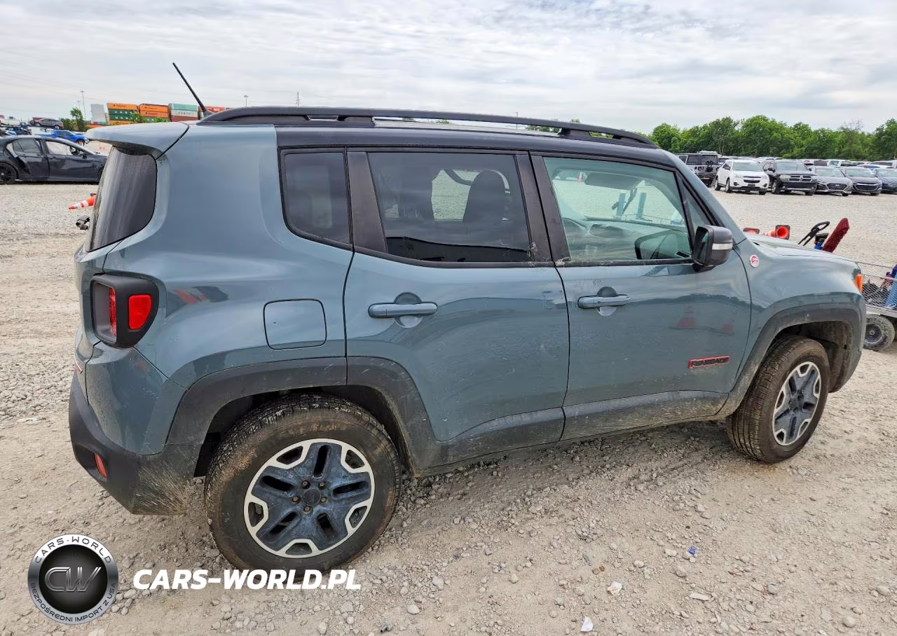 2016 Jeep Renegade Trailhawk VIN:ZACCJBCT0GPC89493 - 3