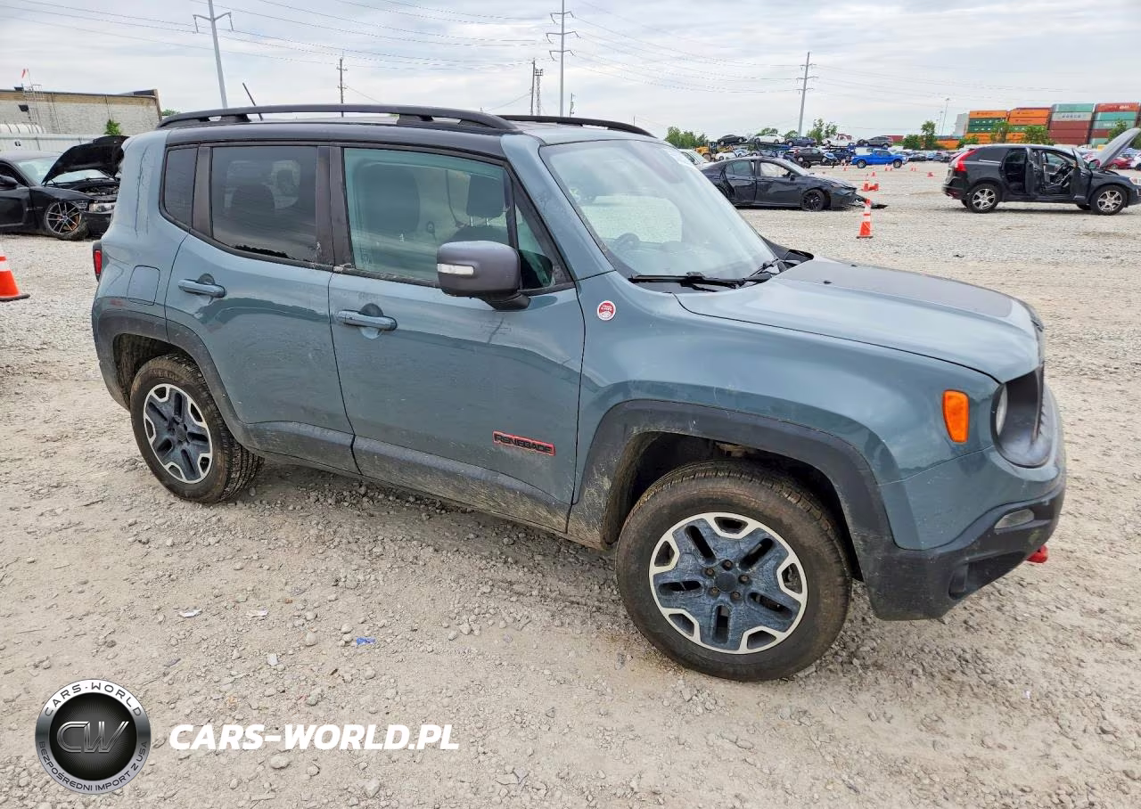 2016 Jeep Renegade Trailhawk VIN:ZACCJBCT0GPC89493 - 4