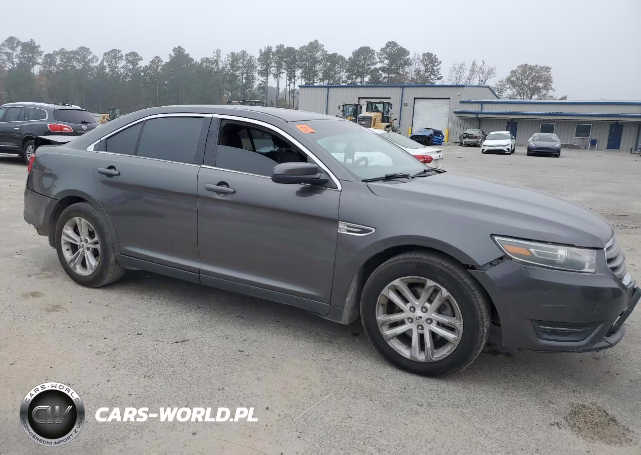 2015 Ford Taurus Sel VIN:1FAHP2E89FG147934 - 4