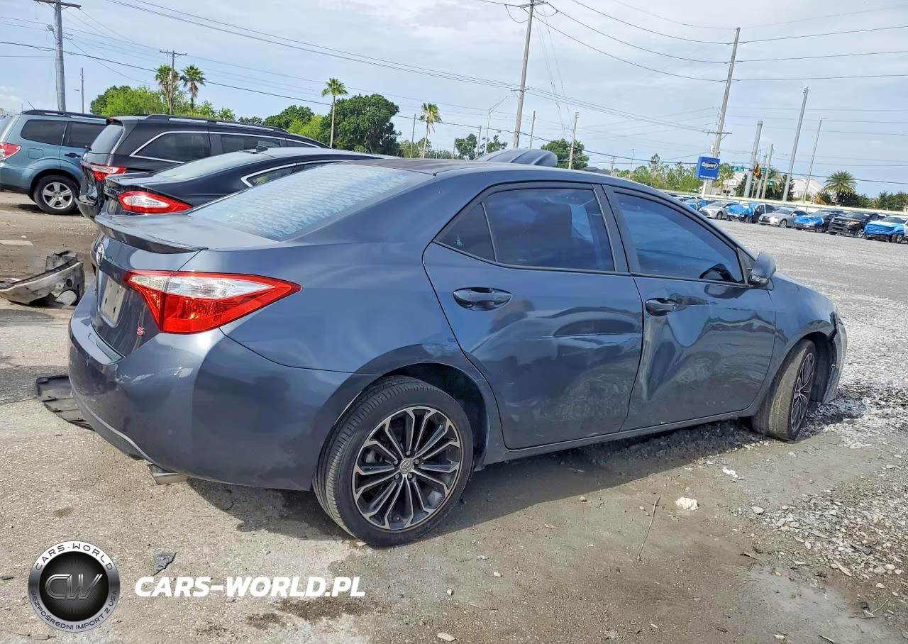 2014 Toyota Corolla S Plus VIN:2T1BURHEXEC082978 - 3