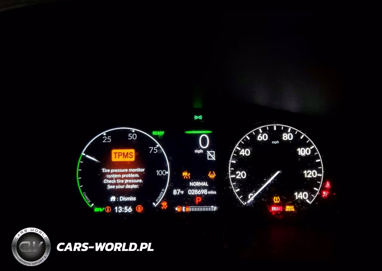 2025 Honda Cr-V Sport Touring VIN:7FARS6H98SE103926 - 9