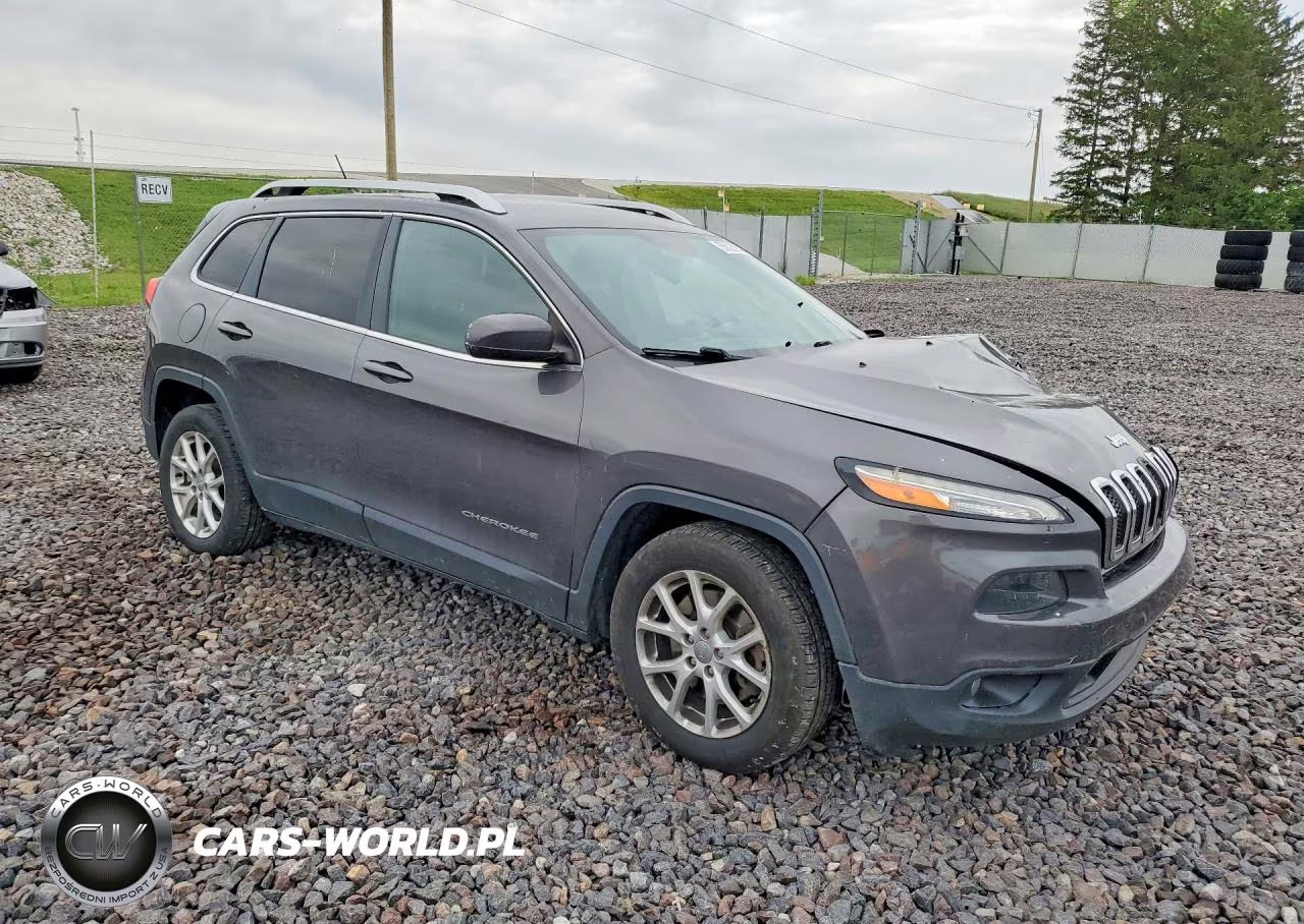 2014 Jeep Cherokee Latitude VIN:1C4PJLCB5EW142925 - 4