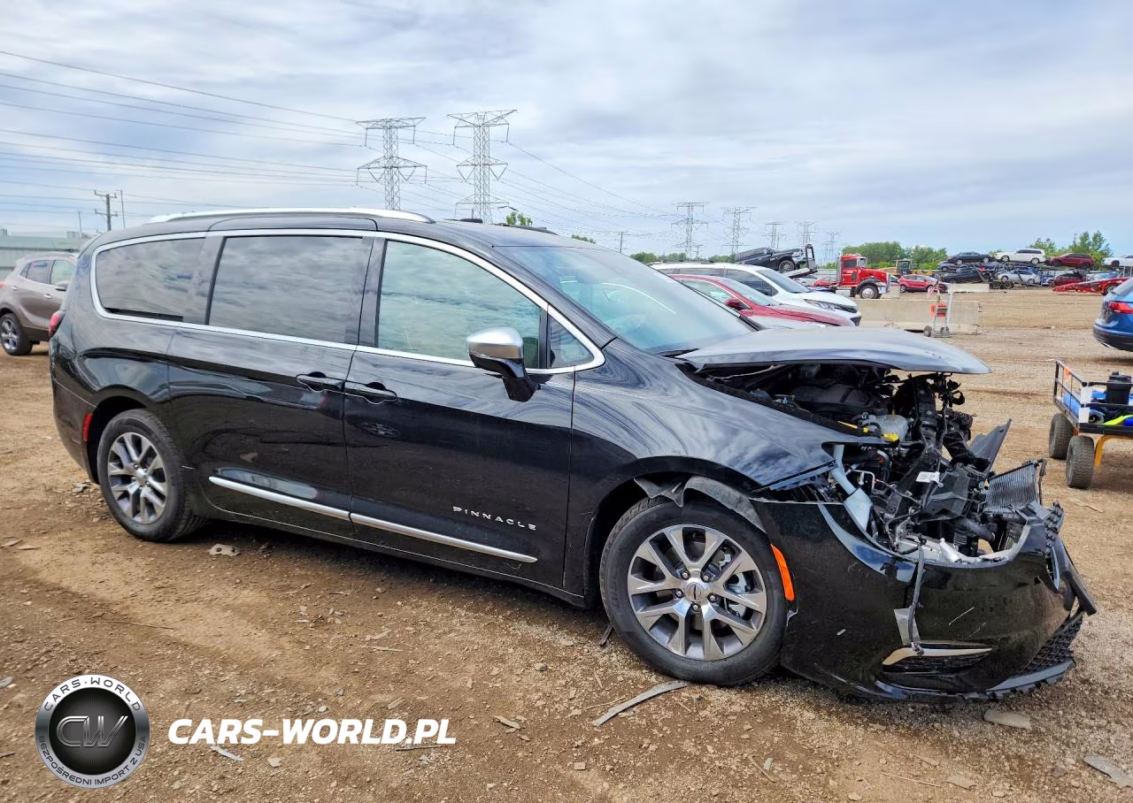 2025 Chrysler Pacifica Hybrid Pinnacle VIN:2C4RC1N70SR528639 - 4