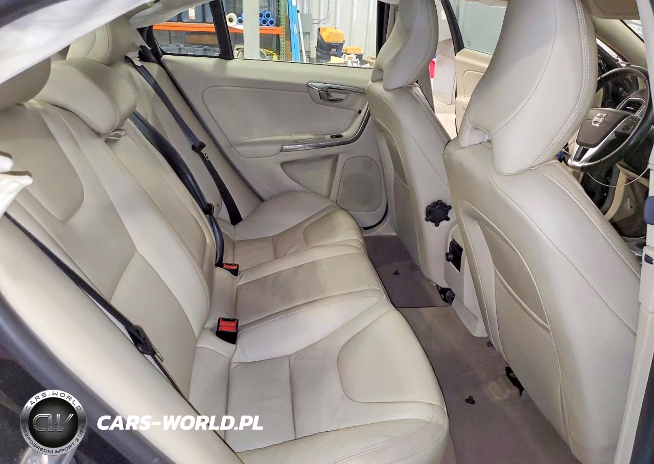 2014 Volvo S60 T5 VIN:YV1612FH8E2276691 - 10