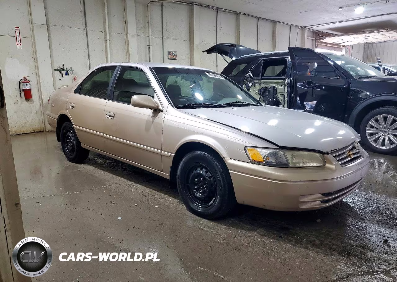 1999 Toyota Camry Le VIN:4T1BG22KXXU449893 - 4