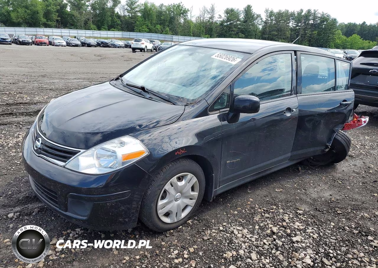2011 Nissan Versa 1.8 S