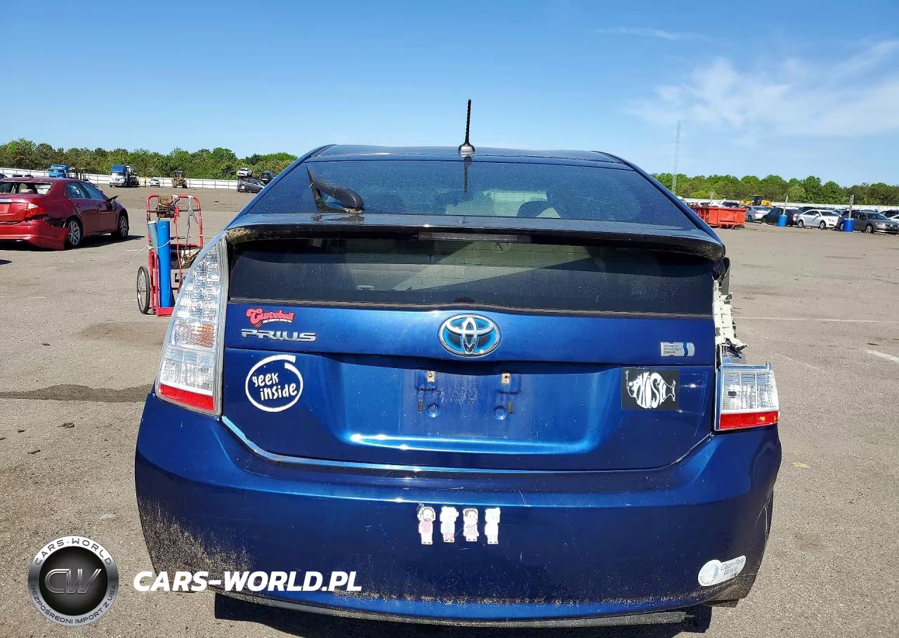 2011 Toyota Prius Two VIN:JTDKN3DUXB0324178 - 6
