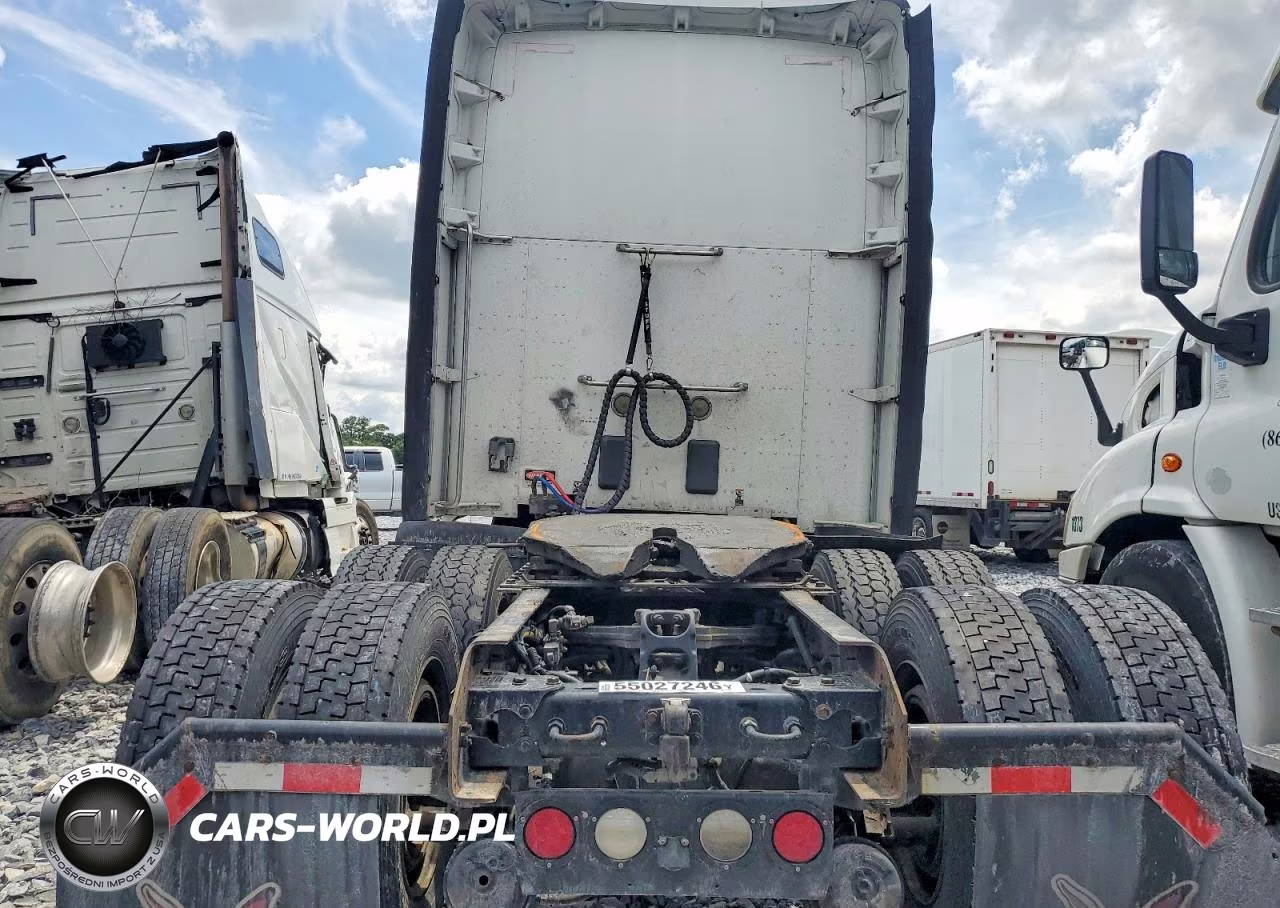 2016 Kenworth T680 Semi Truck VIN:1XKYD49X4GJ113859 - 4
