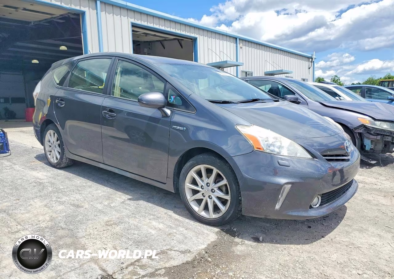 2013 Toyota Prius V VIN:JTDZN3EU3D3256174 - 4