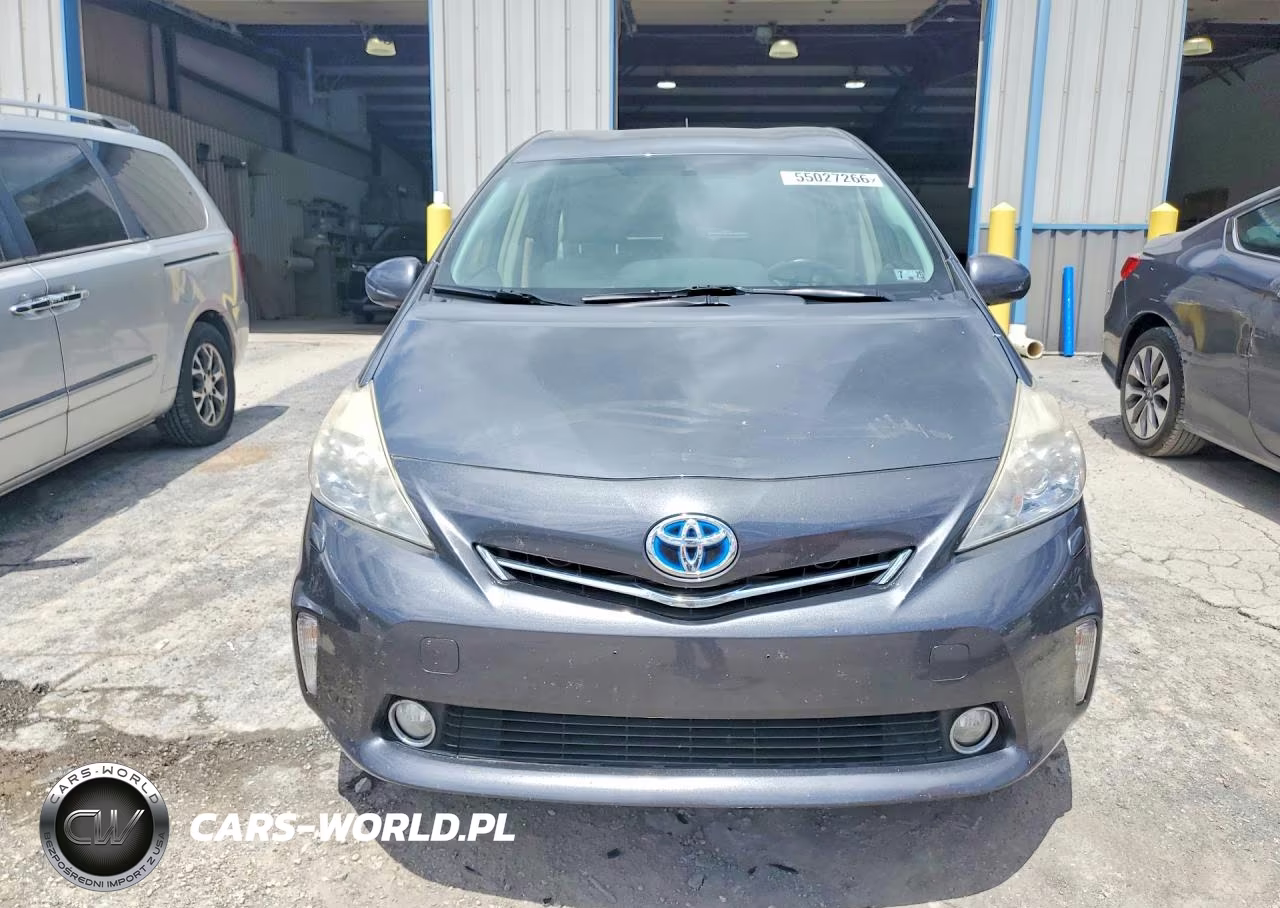 2013 Toyota Prius V VIN:JTDZN3EU3D3256174 - 5