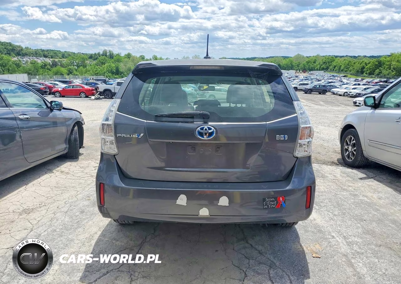 2013 Toyota Prius V VIN:JTDZN3EU3D3256174 - 6