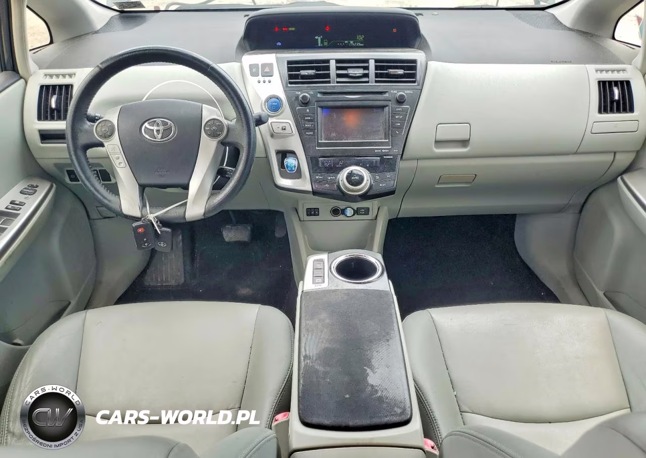 2013 Toyota Prius V VIN:JTDZN3EU3D3256174 - 8