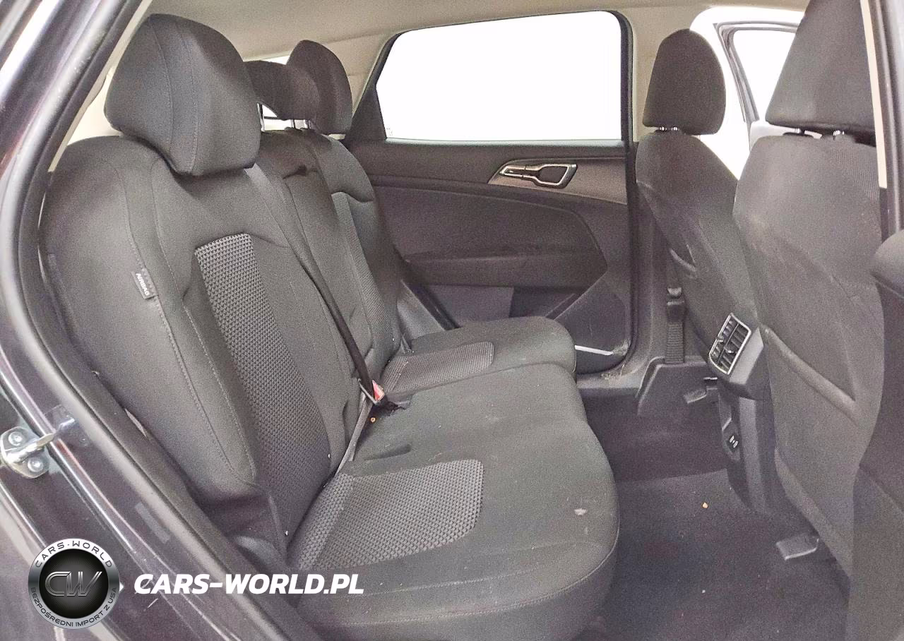 2026 Kia Sportage Lx VIN:5XYK23DF8TG403404 - 11