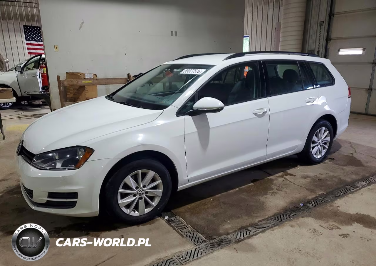 2017 Volkswagen Golf Sportwagen S