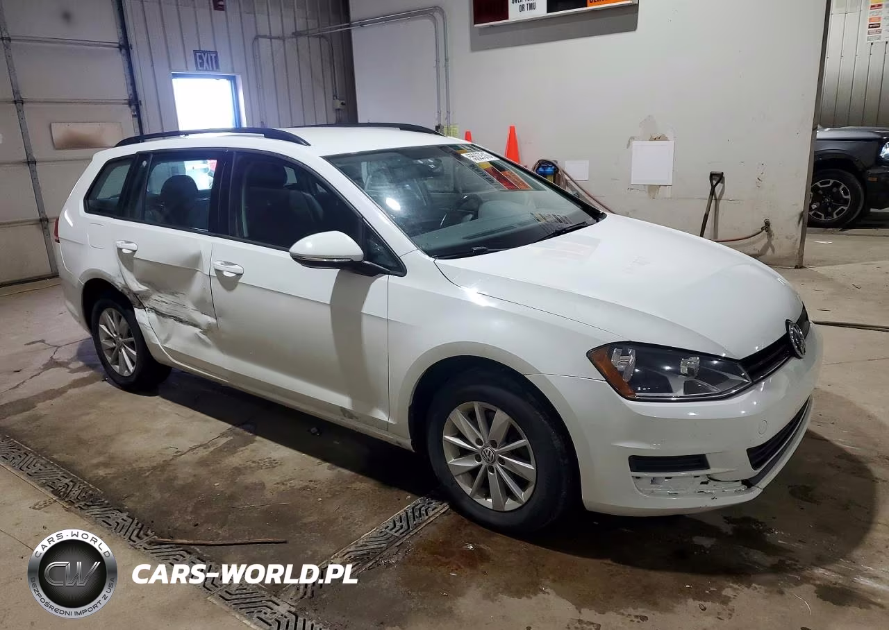 2017 Volkswagen Golf Sportwagen S VIN:3VWC17AU5HM503310 - 4