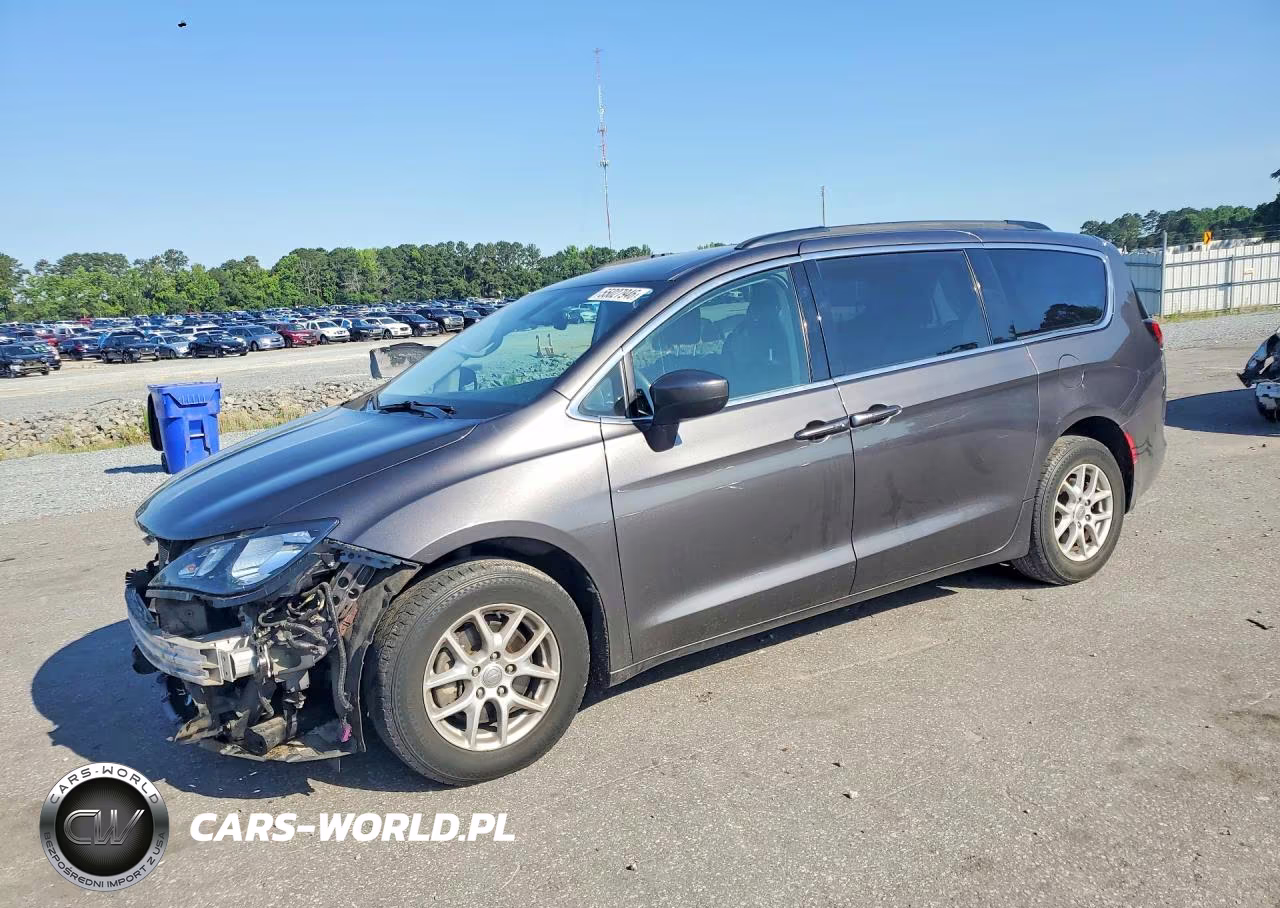 2020 Chrysler Voyager Lxi