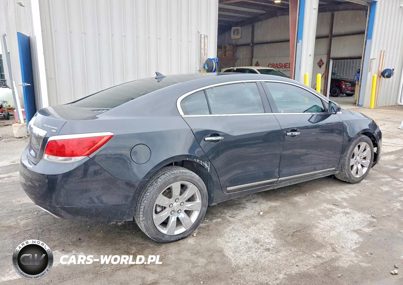 2010 Buick Lacrosse Cxs VIN:1G4GE5EVXAF223576 - 3