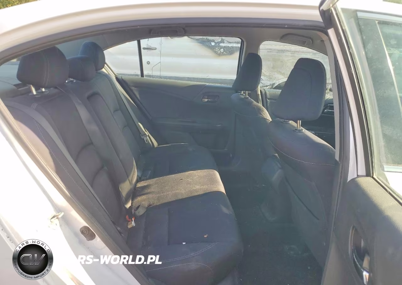 2015 Honda Accord Sport VIN:1HGCR2F59FA048215 - 10