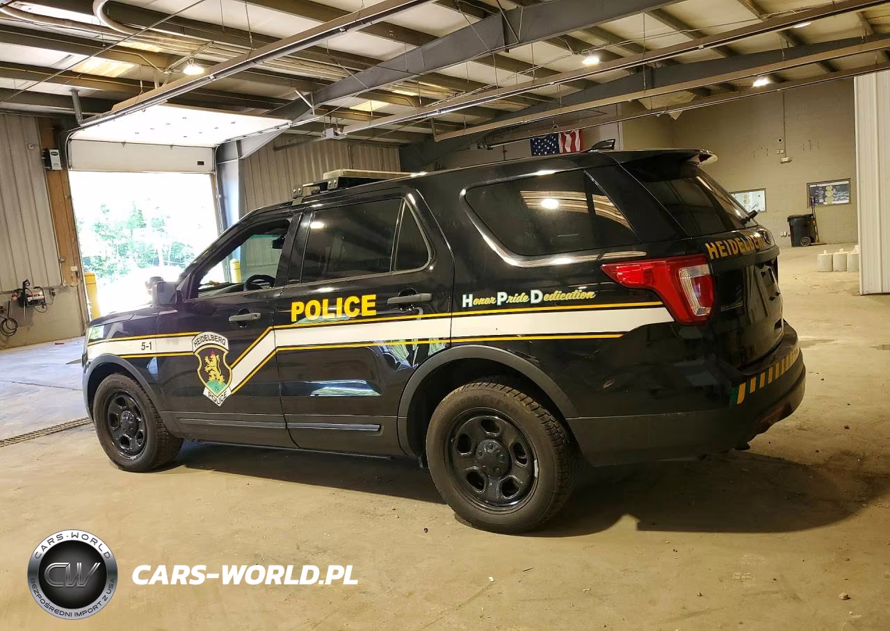 2016 Ford Explorer Police Interceptor VIN:1FM5K8AT2GGD16035 - 2