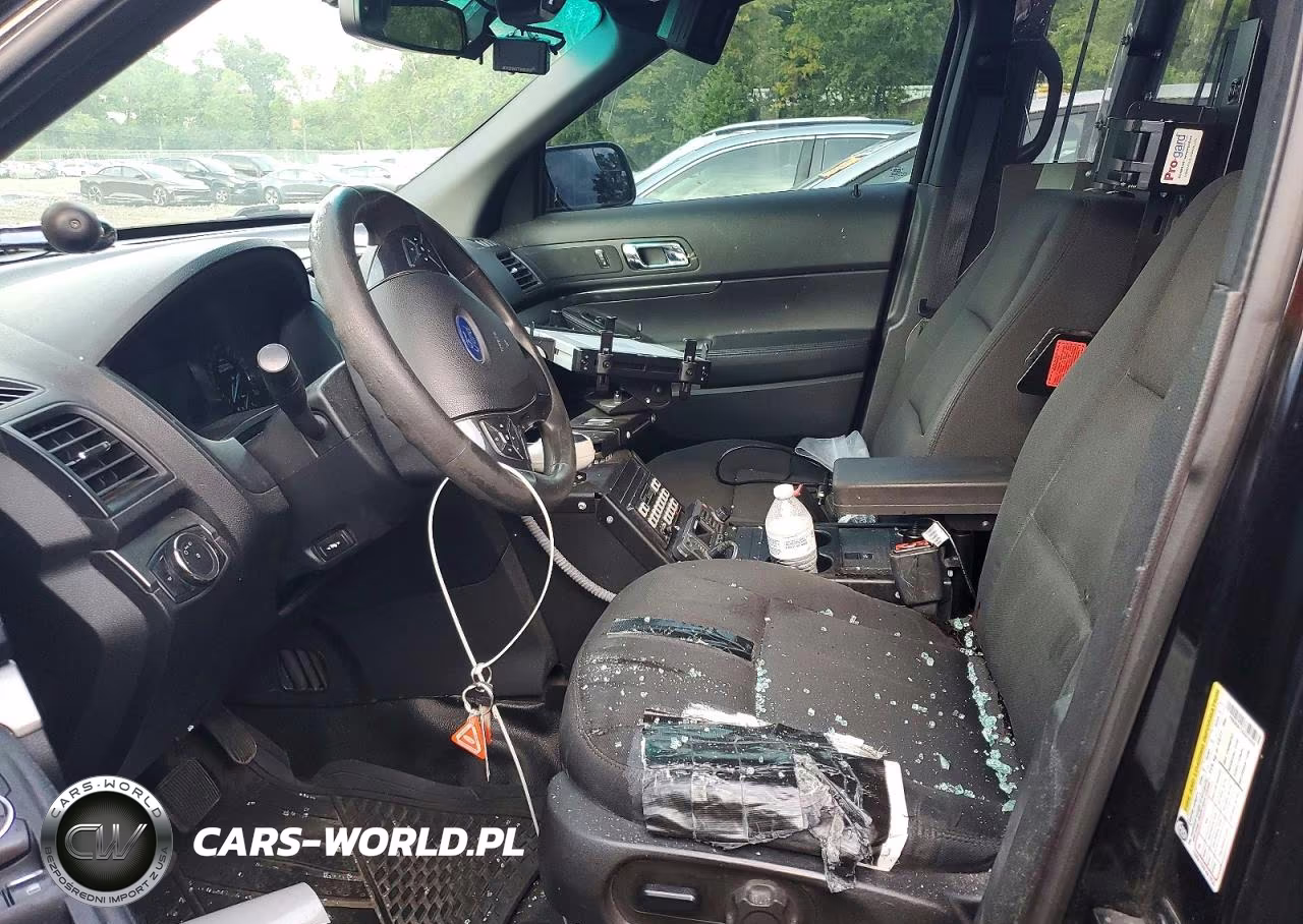 2016 Ford Explorer Police Interceptor VIN:1FM5K8AT2GGD16035 - 7