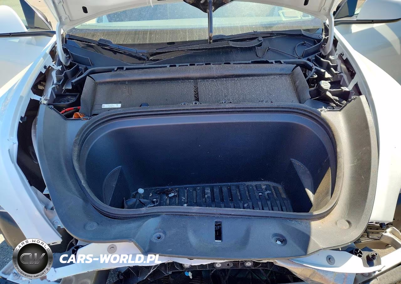 2022 Tesla Model Y VIN:7SAYGDEE0NF374730 - 12