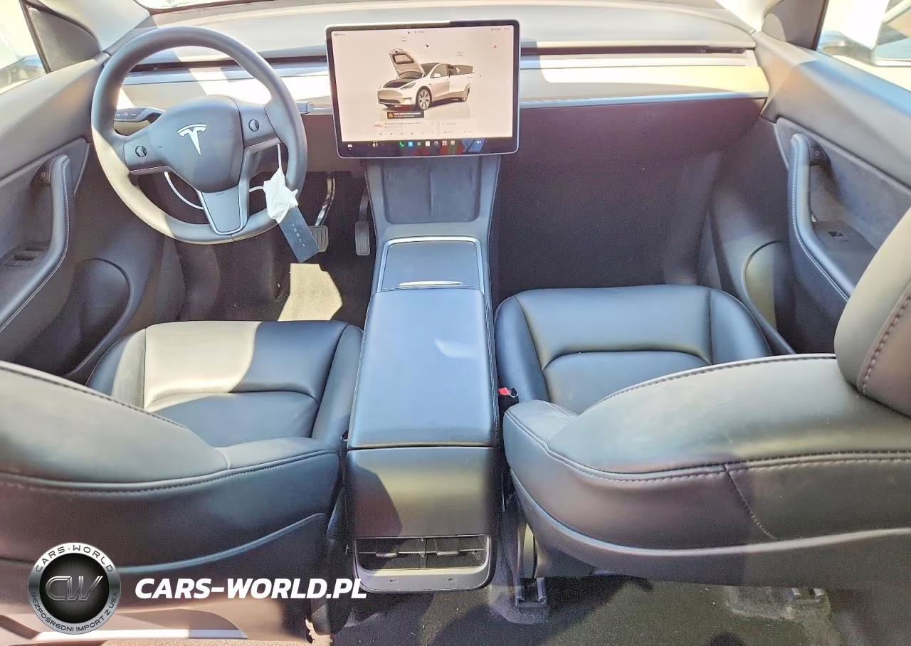 2022 Tesla Model Y VIN:7SAYGDEE0NF374730 - 8