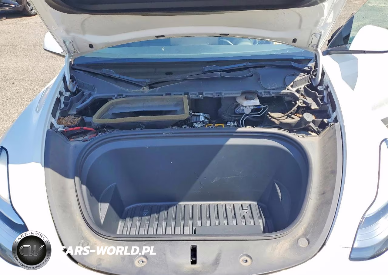 2021 Tesla Model Y VIN:5YJYGDEE1MF213430 - 11