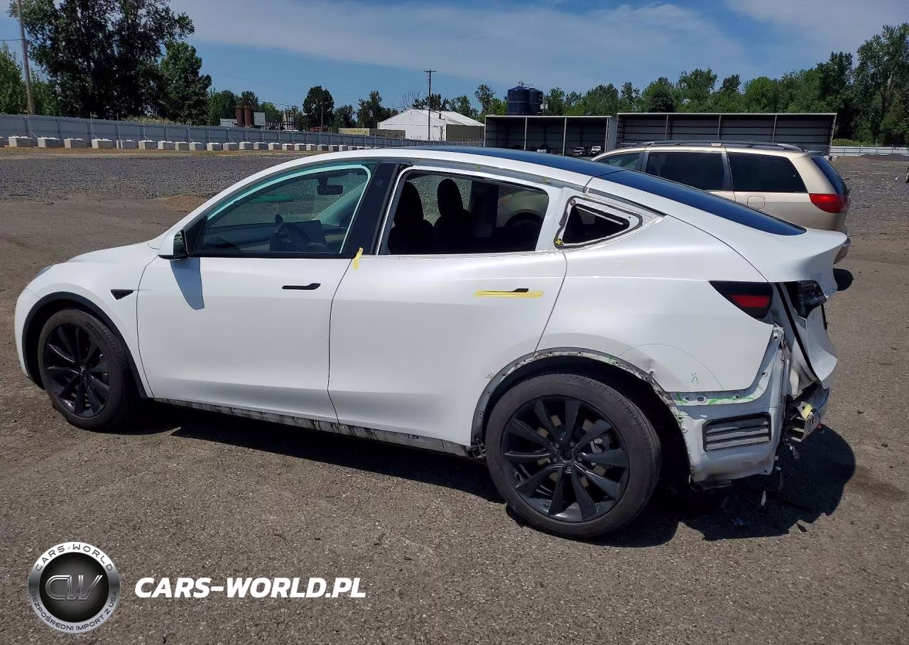 2021 Tesla Model Y VIN:5YJYGDEE1MF213430 - 2