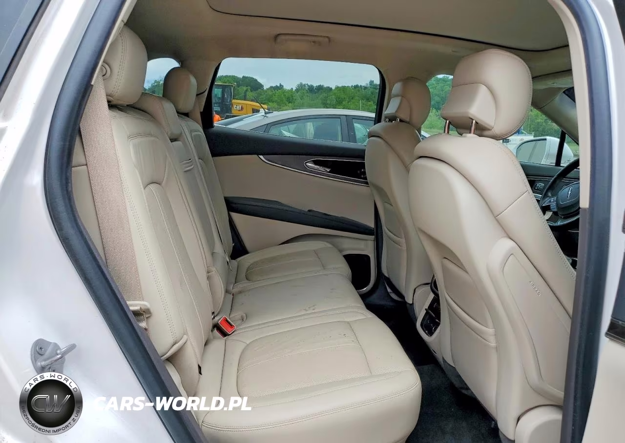 2019 Lincoln Nautilus Reserve VIN:2LMPJ8L96KBL45605 - 11