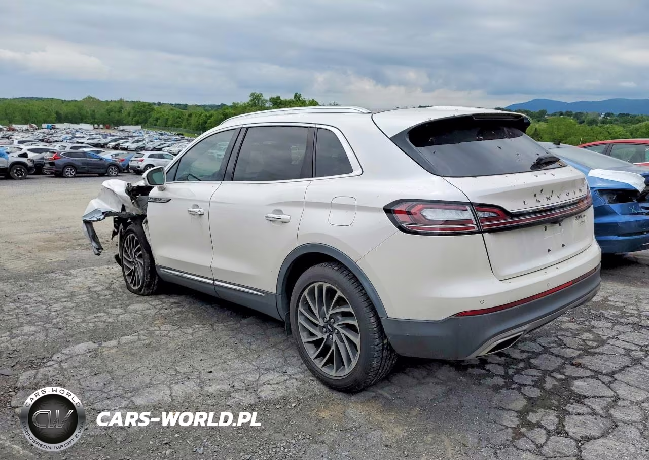 2019 Lincoln Nautilus Reserve VIN:2LMPJ8L96KBL45605 - 2