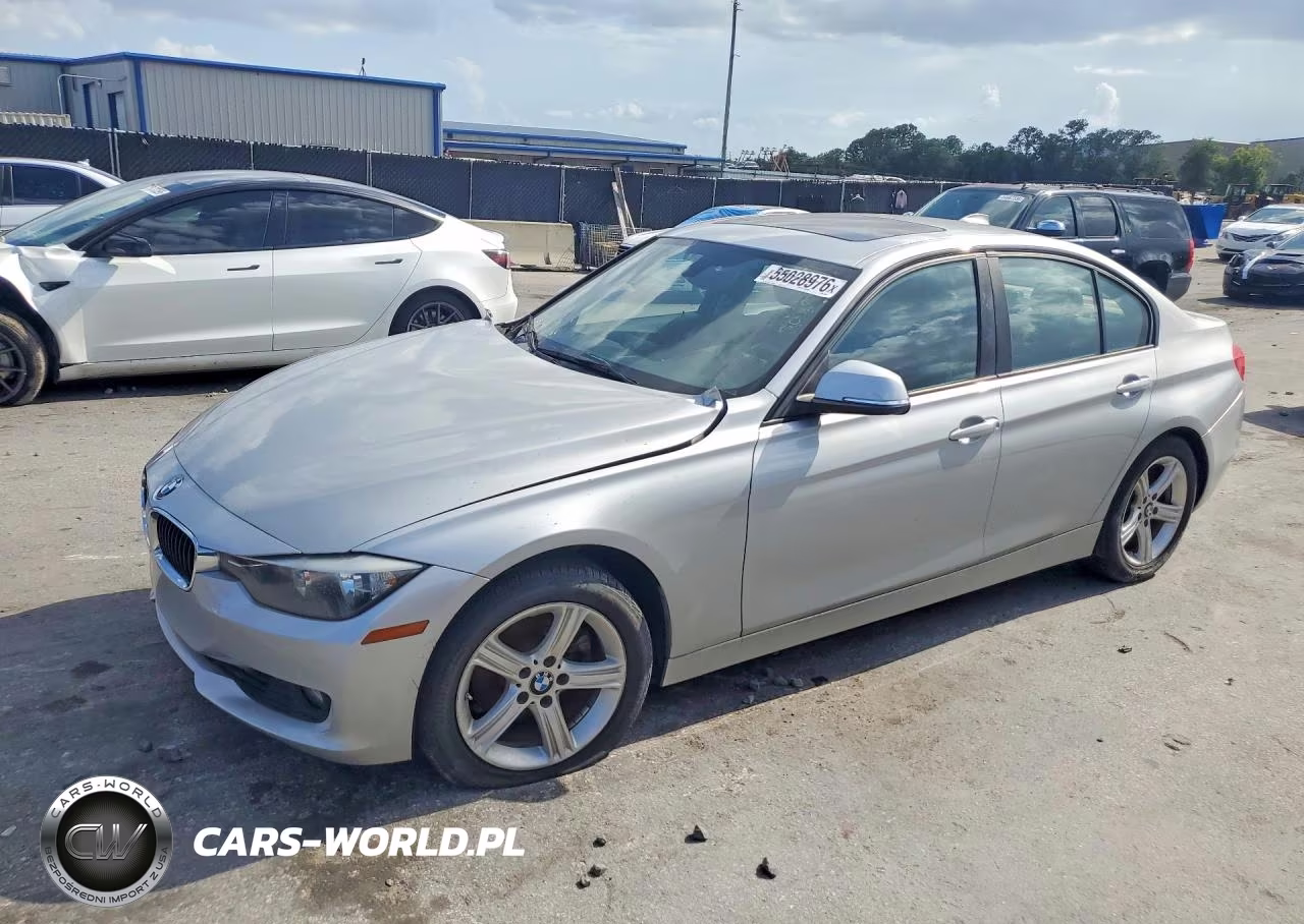 2015 BMW 328 I – zdjęcie 1 z 12