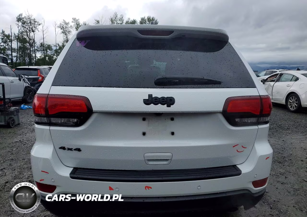 2018 Jeep Grand Cherokee Laredo VIN:1C4RJFAG4JC394265 - 6