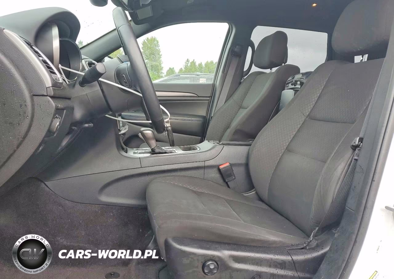 2018 Jeep Grand Cherokee Laredo VIN:1C4RJFAG4JC394265 - 7