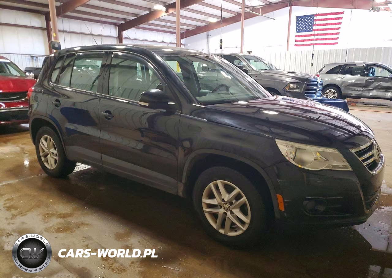 2011 Volkswagen Tiguan S VIN:WVGAV7AX6BW532990 - 4