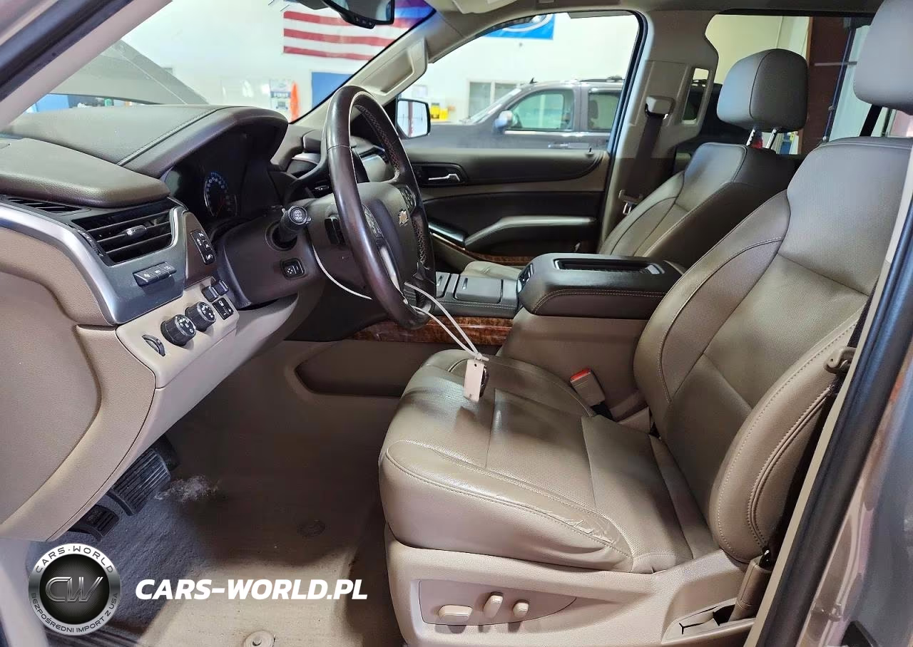2019 Chevrolet Tahoe K1500 Premier VIN:1GNSKCKC1KR403681 - 7