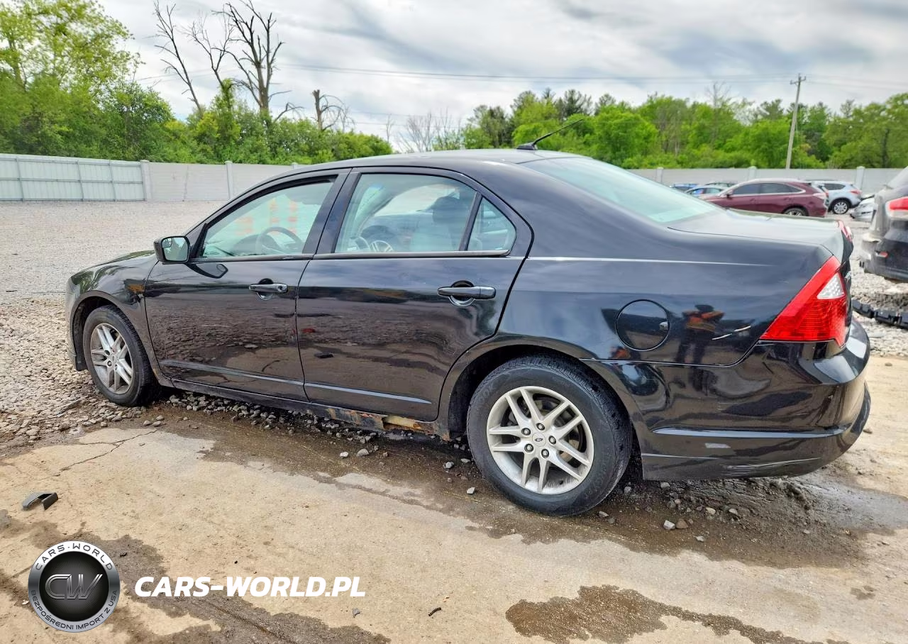 2011 Ford Fusion S VIN:3FAHP0GA5BR290550 - 2