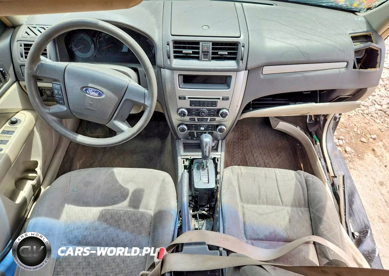 2011 Ford Fusion S VIN:3FAHP0GA5BR290550 - 8