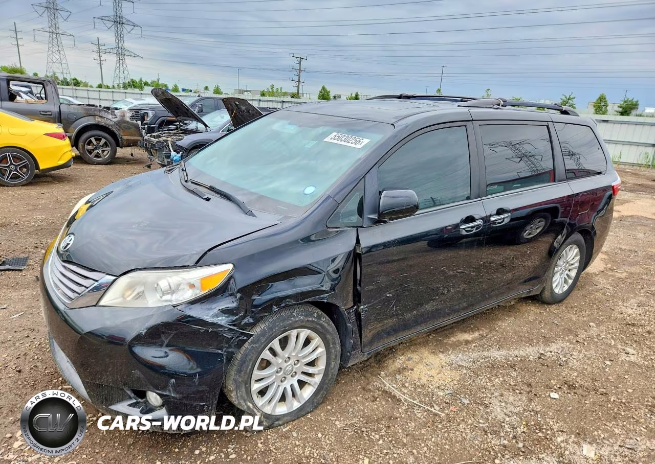 2017 Toyota Sienna Xle 8-Passenger