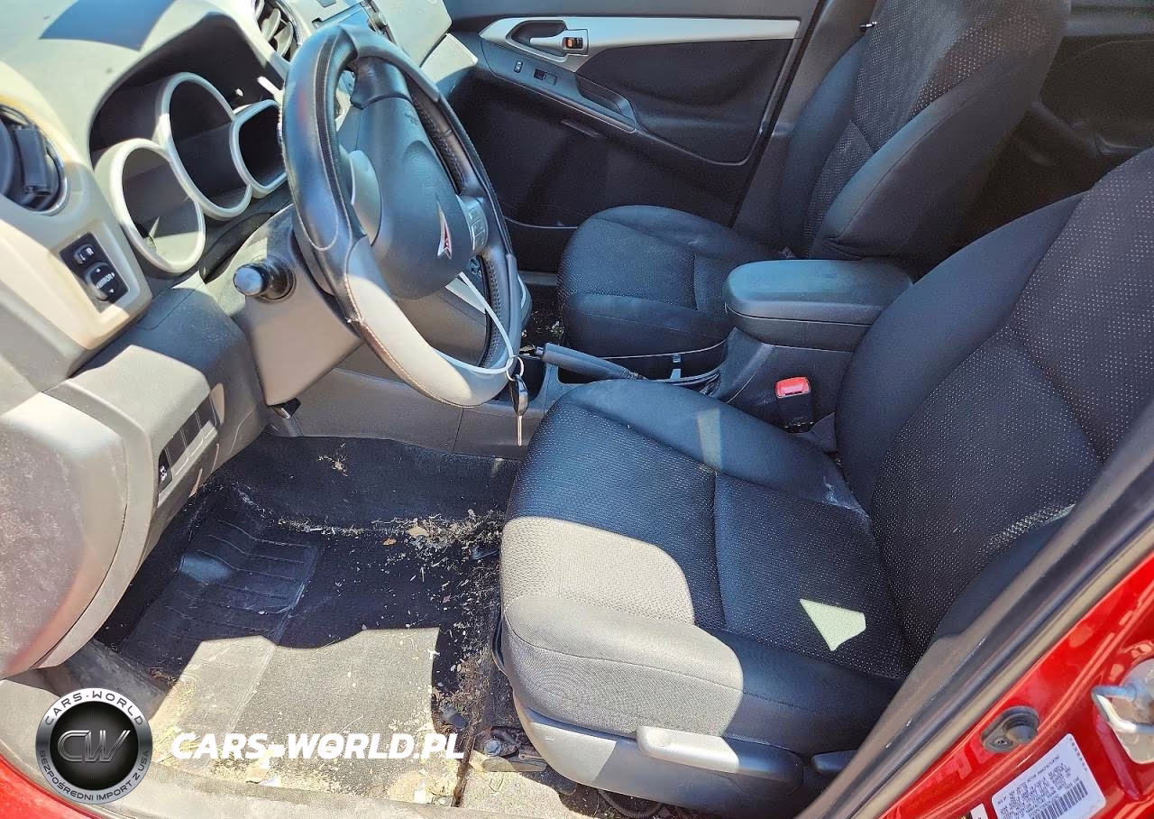 2009 Pontiac Vibe VIN:5Y2SP670X9Z412240 - 7