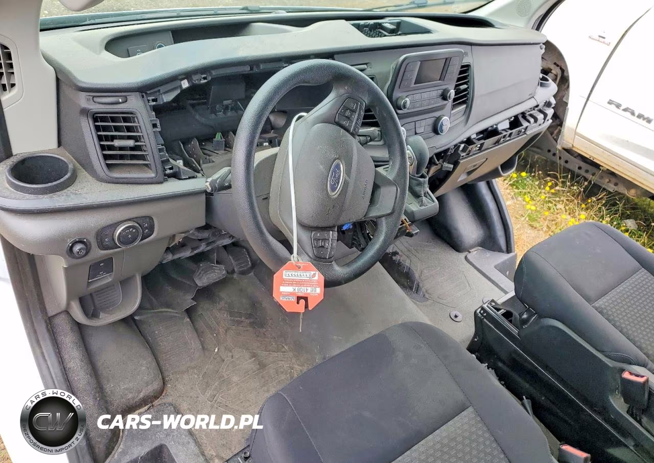 2025 Ford Transit T-250 VIN:1FTBR1Y89SKA56119 - 8